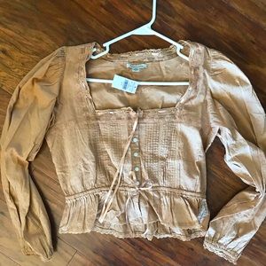 American Eagle Top NWT- Size M- current season!